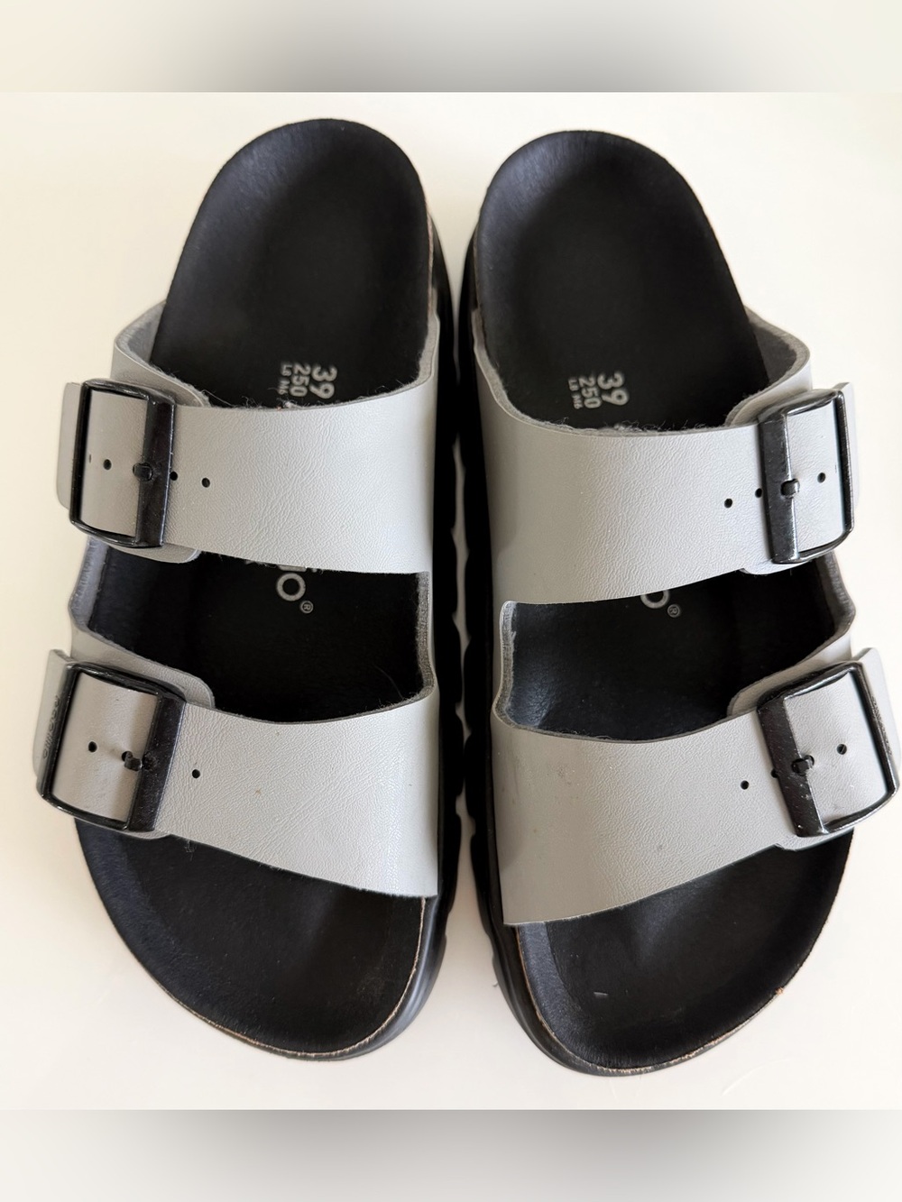 NWOT Birkenstock Papillio grey platform Arizona slides